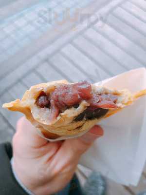 たいやき神田達磨 神保町店