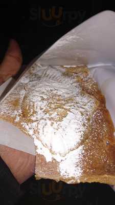 たいやき神田達磨 神保町店