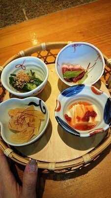 菜な Kitte丸の内