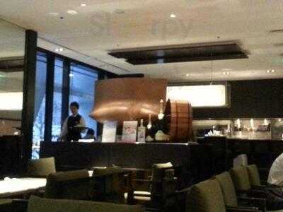 ロビーラウンジ