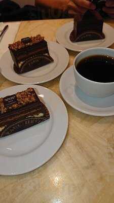 ジャンポール エヴァン 表参道ヒルズ