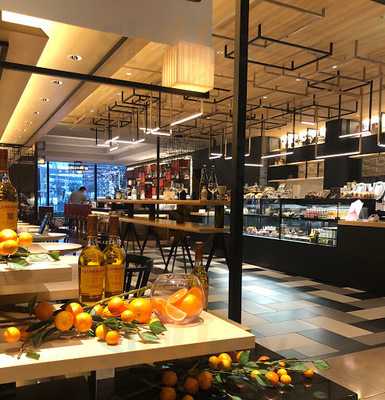 マイプレイス カフェ＆バー