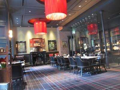 カフェ&バー ライブラリー（ホテルモントレ京都）