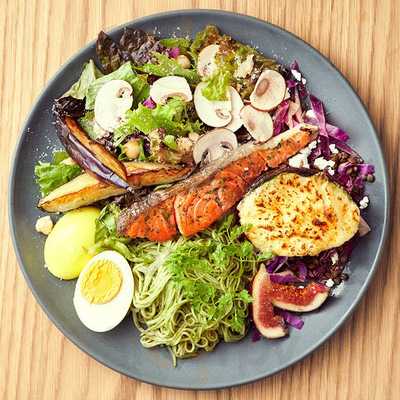 カフェ&ブックス ビブリオテーク 大阪・梅田店