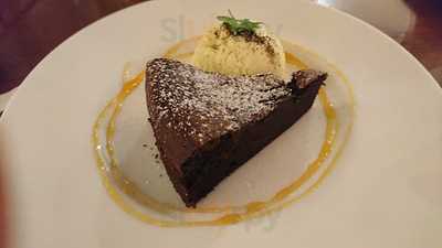 カフェ&ブックス ビブリオテーク 大阪・梅田店