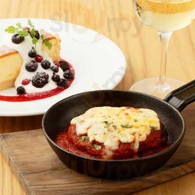 カフェ&ブックス ビブリオテーク 大阪・梅田店