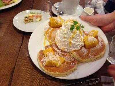 ハワイアンパンケーキファクトリー ヨドバシ梅田店