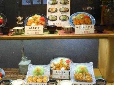 とんかつ豚晴 なんばウォーク店