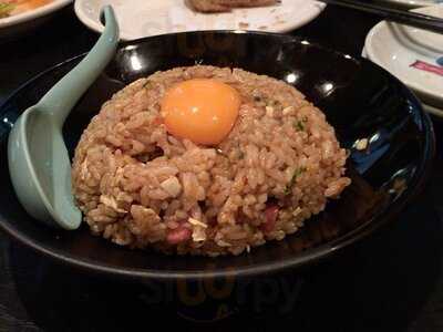 世界の山ちゃん 女子大店