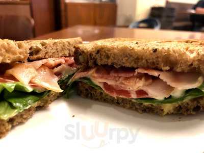 上島珈琲店 阪急三番街店