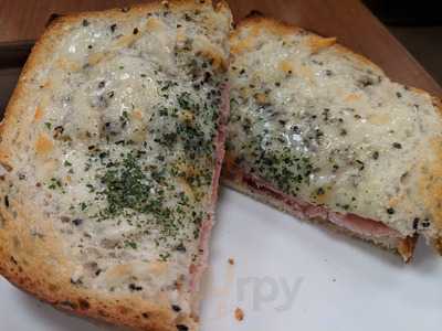 上島珈琲店 阪急三番街店