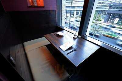 過門香 丸の内トラストタワー店