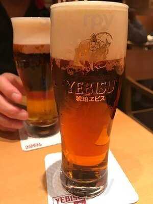 Yebisu Bar 黒塀横丁店