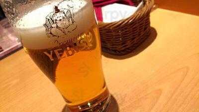 Yebisu Bar 黒塀横丁店