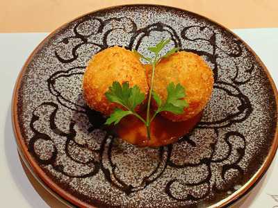 中納言 大阪駅前第3ビル店