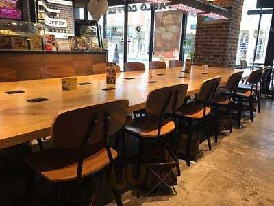 焼きたてチーズタルト専門店pablo Coffee 心斎橋オーパきれい館店