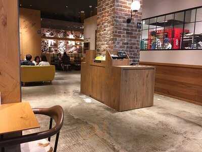 焼きたてチーズタルト専門店pablo Coffee 心斎橋オーパきれい館店