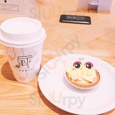 焼きたてチーズタルト専門店pablo Coffee 心斎橋オーパきれい館店