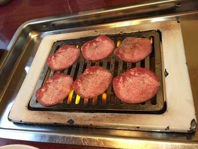 焼肉ハウス 柳月