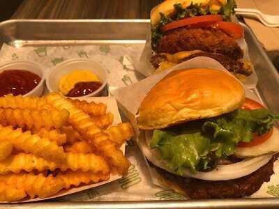 シェイクシャック大丸心斎橋店