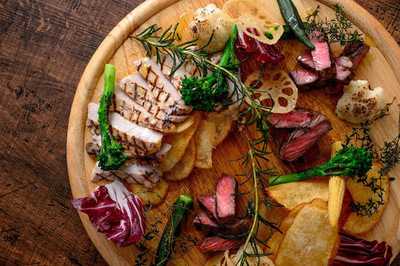 レストラン 彩巴