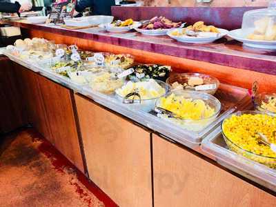 イタリア料理＆バールたんと 小新南店