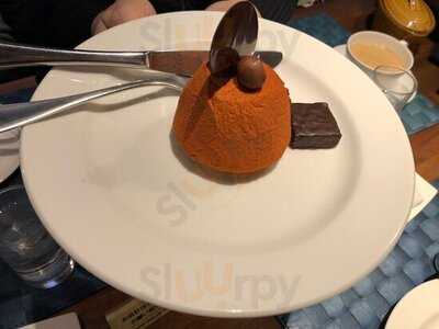 ドゥブルベボレロ 大阪本町店