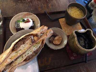 Cafeゆう 梅田店