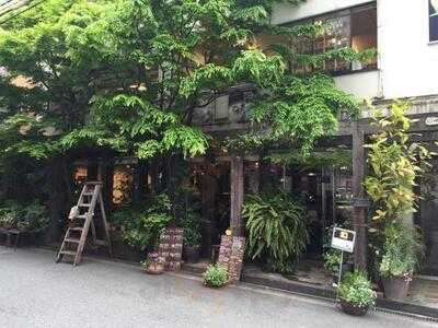 Cafeゆう 梅田店