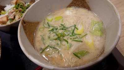 越後秘蔵麺 無尽蔵 女池家