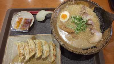 越後秘蔵麺 無尽蔵 女池家