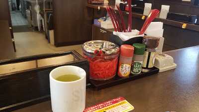 なか卯 新潟小針台店