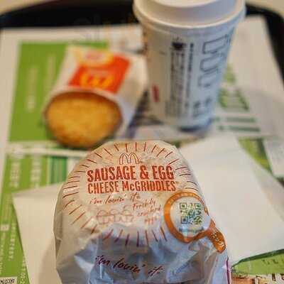 マクドナルド 御堂筋難波店