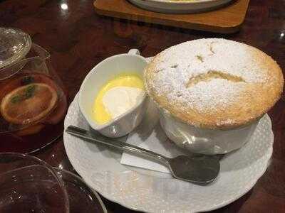 星乃珈琲店　阪急三番街店