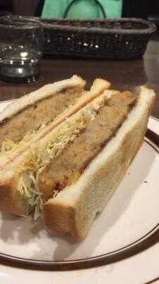 星乃珈琲店　阪急三番街店