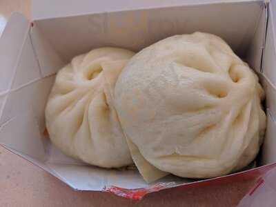 551蓬莱 阪急十三駅店