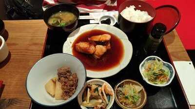 ごはん処 矢尾定