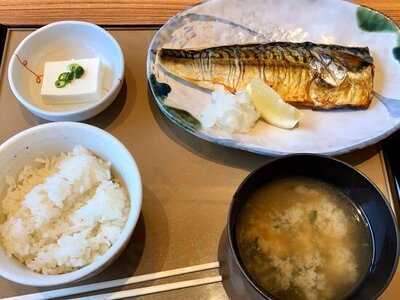 やよい軒　松崎店