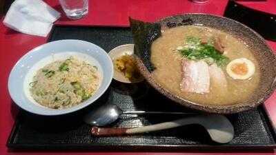 越後秘蔵麺 無尽蔵 花園家