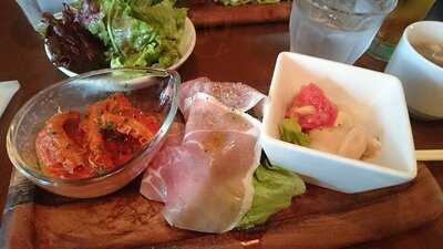 イタリアンバールピエーノ本店