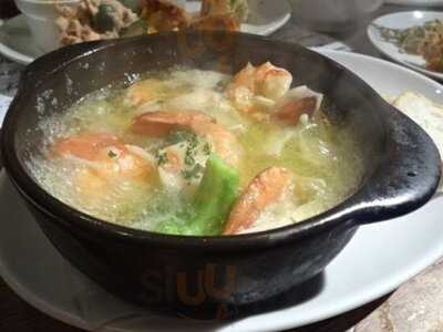 イタリアンバールピエーノ本店