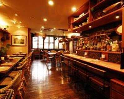 オリジナルインドネシア料理アユンテラス