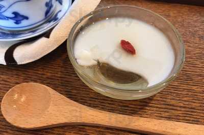 台湾茶専門店pure Oolong