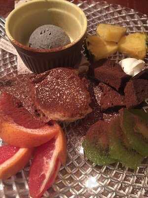 レストラン&バー パルプフィクション