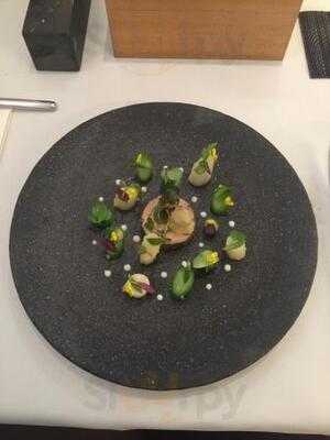 レーヌ デ プレ