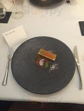 レーヌ デ プレ