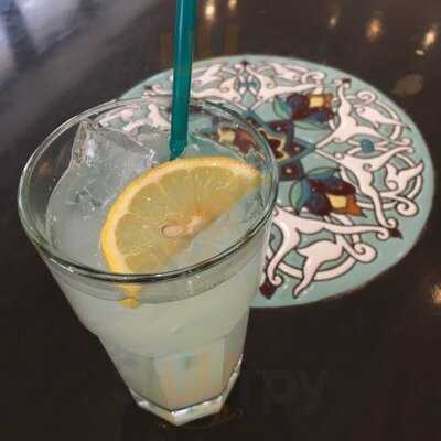 Urth Caffe Japan (アースカフェ)