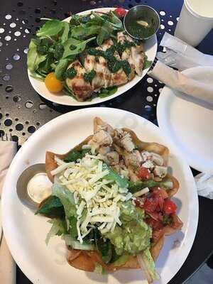 Urth Caffe Japan (アースカフェ)