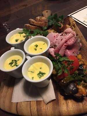 炭火焼とワイン Napa ニイガタバル