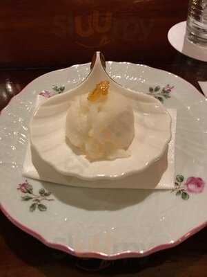 ステーキ＆ワイン オクソン